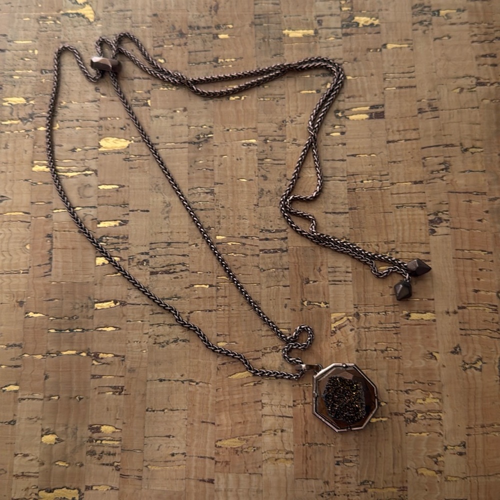 Kendra Scott Lizzie Necklace